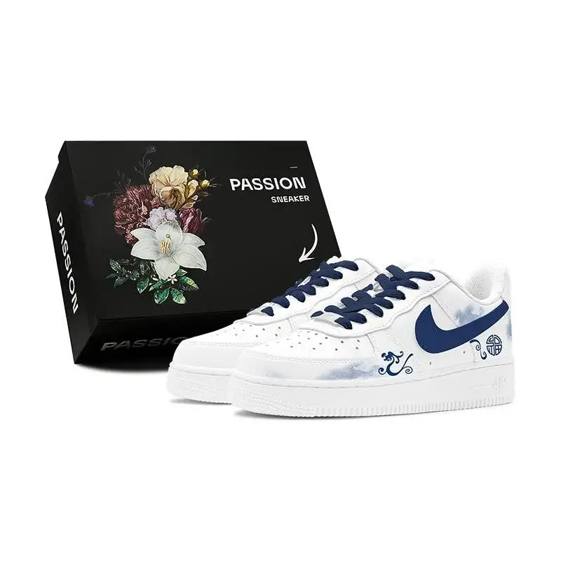 

[Невероятные новогодние мужские туфли для скейтборда Lucky Dragon Man S-BOX] Nike Air Force 1, белые с низким берцем