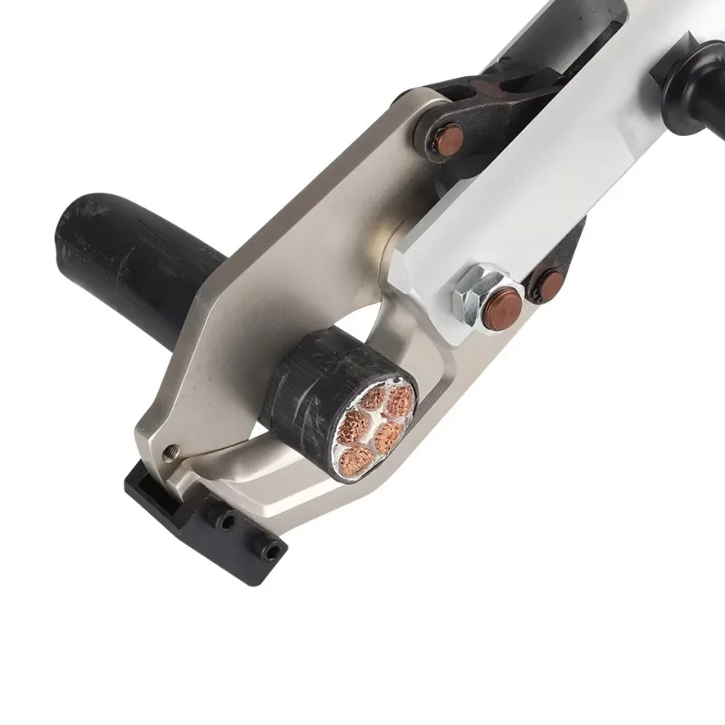 

Two-in-One EZ-300/65C 18V Hydraulic Crimping & Cutting Tools