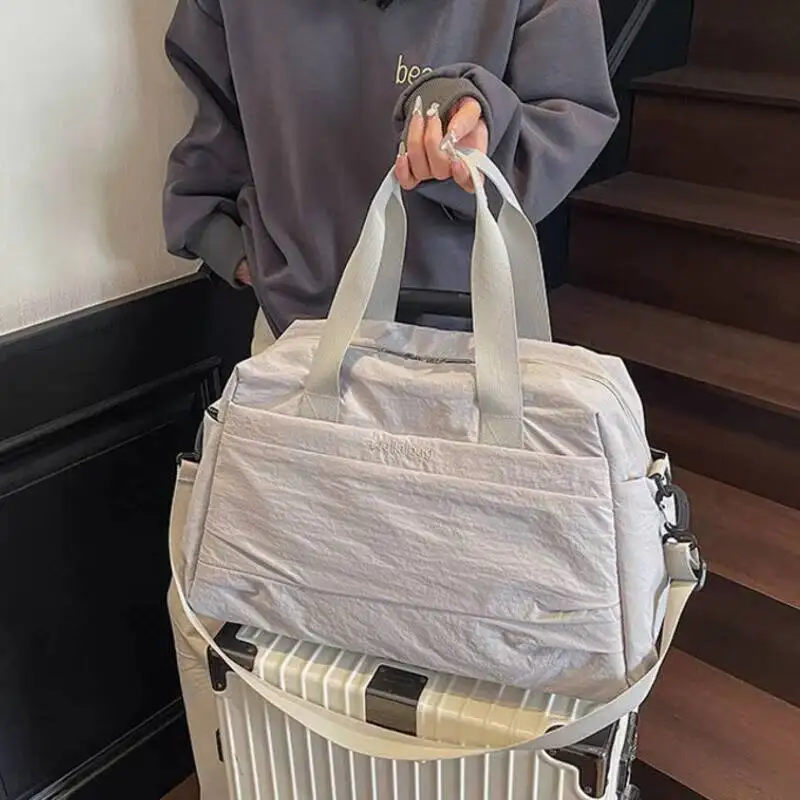 

Duffle Bag Large Luggage Bag with Shoulder Strap Dry Wet Separation Foldable Lightweight for Gym Business Trip Travel Tote Bag