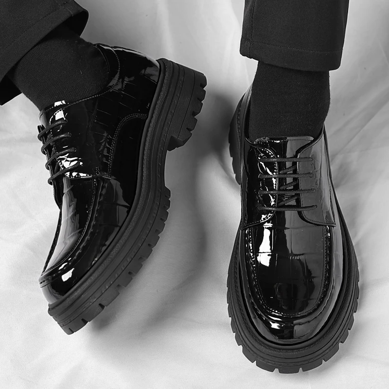 2026 Autumn New Men British Style Business Formal Leather Shoes Low Top Lace Up Trendy Versatile Casual Round Toe Leather Shoes