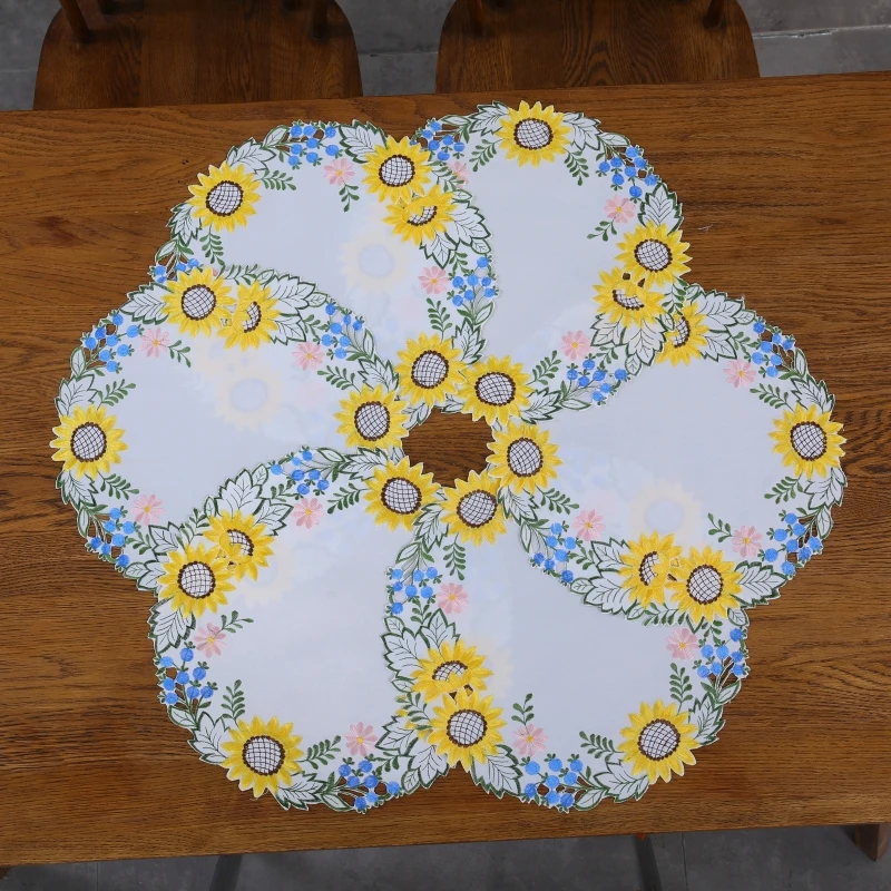 

European Christmas Wedding Party Pastoral Embroidery Sunflower Dining Table Mat Plate Mat Vase Mat Decorative Tea Plate Cover