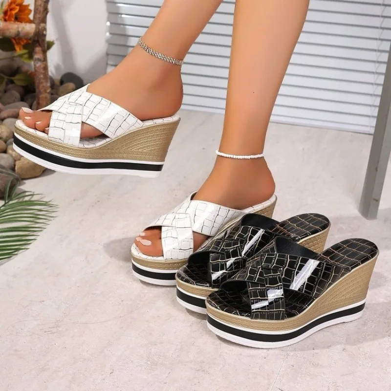 

Sexy Print Women Slippers V-Strap Shallow Peep Toe Thin High Heels Sandal Summer Party Banquet Shoes Zapatos Mujer Plus Size 42