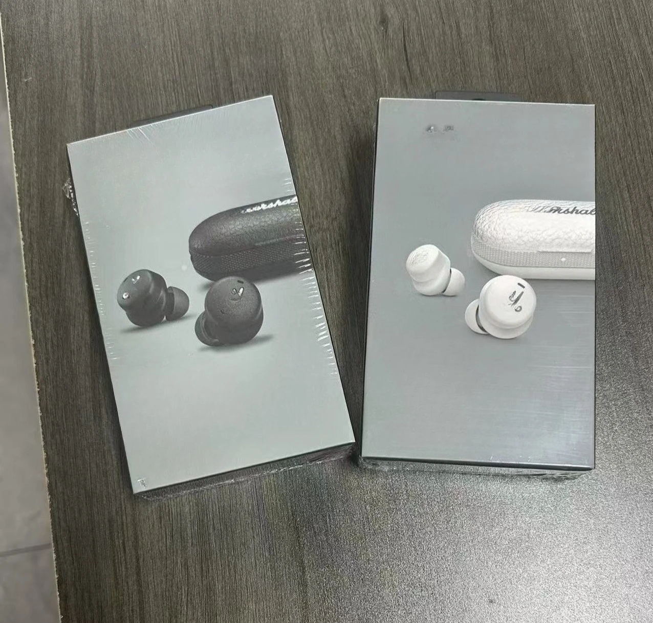 تتوافق سماعات الأذن الرياضية الجديدة لموسيقى البلوتوث اللاسلكية MODE II مع سماعات MARSHALL