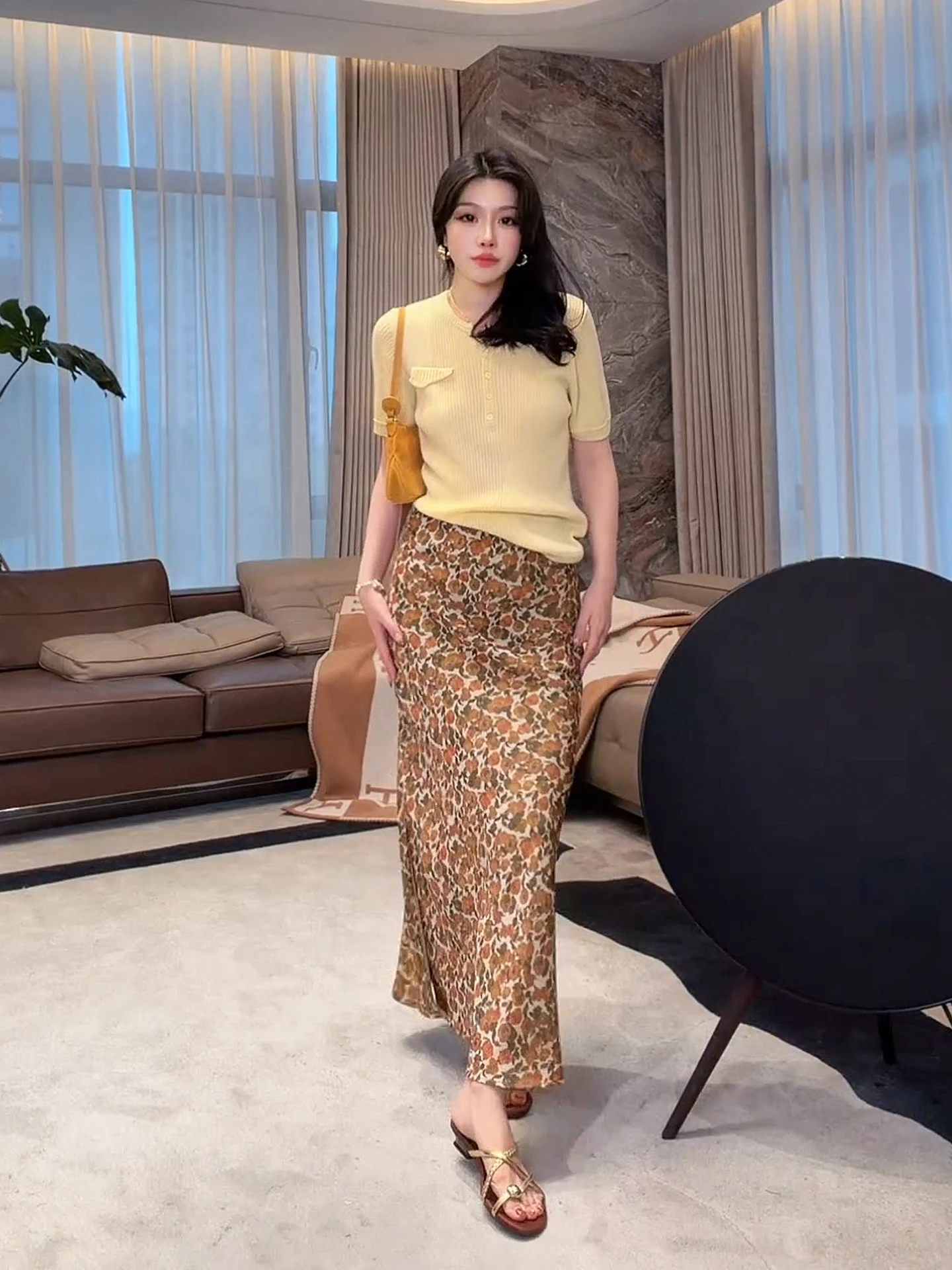 

Loose Women's Cashmere Henry Shirt Style Fashionable Knitted Sweater Spring Season Casual Wear Soft Polyester Fabric Long Sleeve