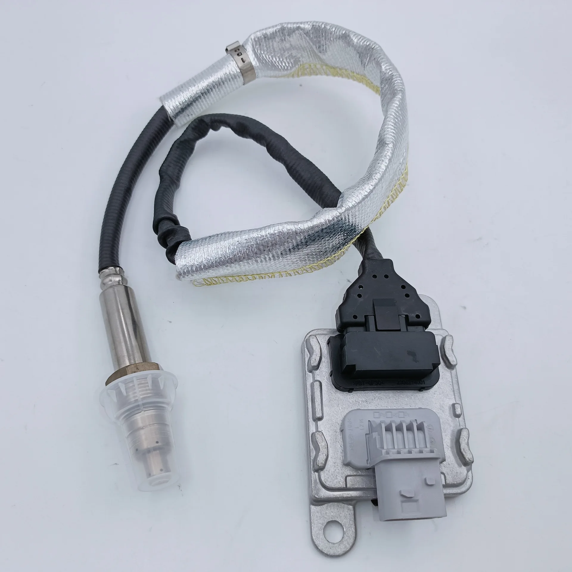 

Nitrogen-Oxygen Sensor 3687930 2872944 5wk96740b Sns140b 4326870