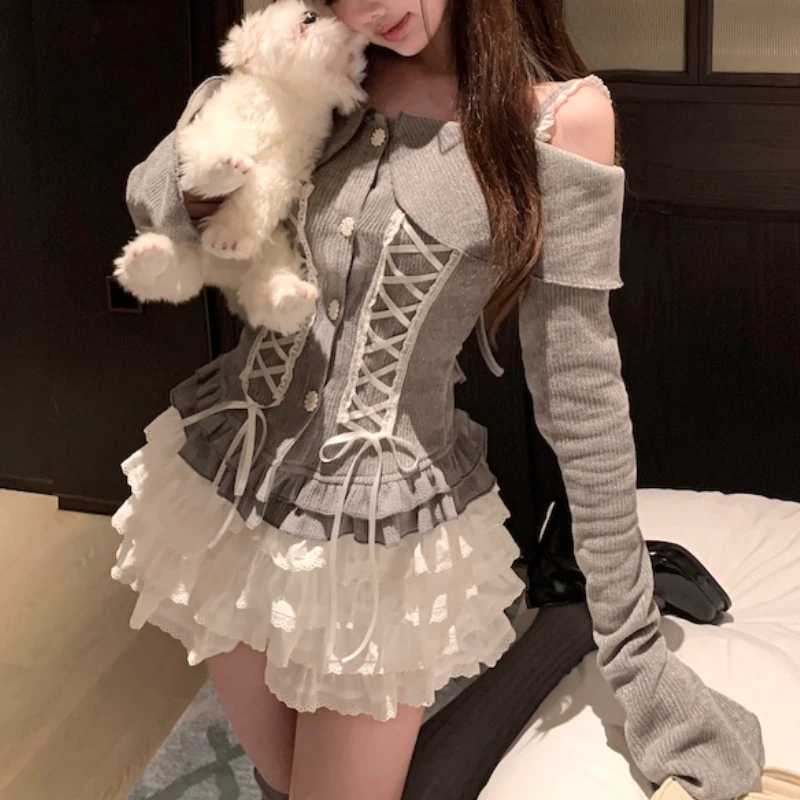 

2024 Spring New High Street Sexy Off-shoulder Lace-up Casual Long-sleeved T-shirt Women + Pleated Cake Skirt Two-piece Suit