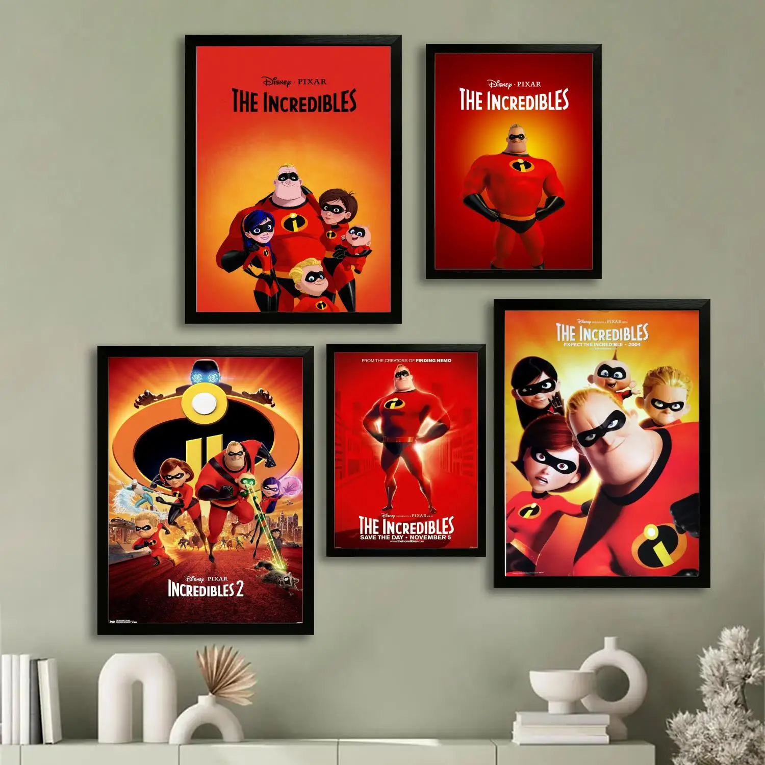 

The Incredibles Canvas Art Poster, Wall Art Picture Print, Modern Family Bedroom Decor Posters,Decorative painting