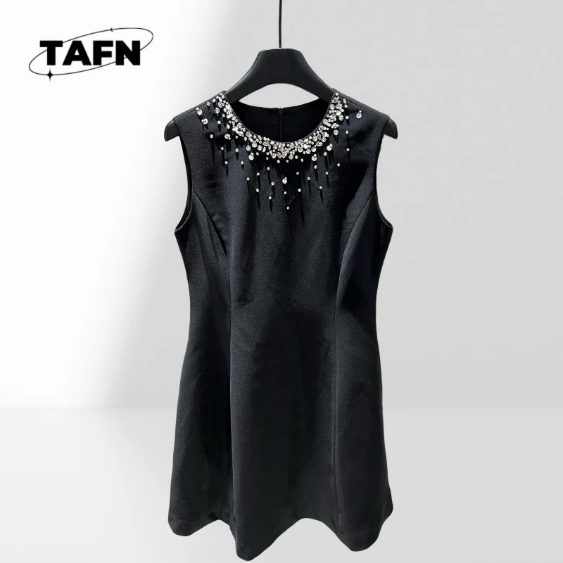 

Beautiful High Street Comfortable Refined All-Matching Functional & Stylish Women’s Down Vest for Winter AF2017