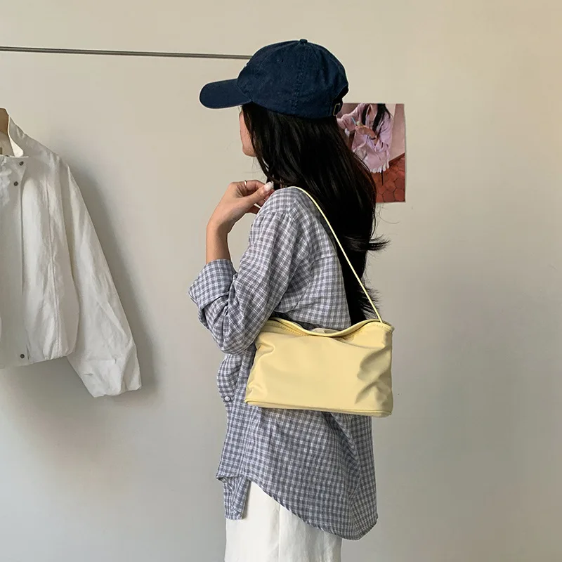 

New Candy Color Nylon Underarm Shoulder Bag Korean Niche Design High End Large Capacity Simple Commuting Handbag for Women