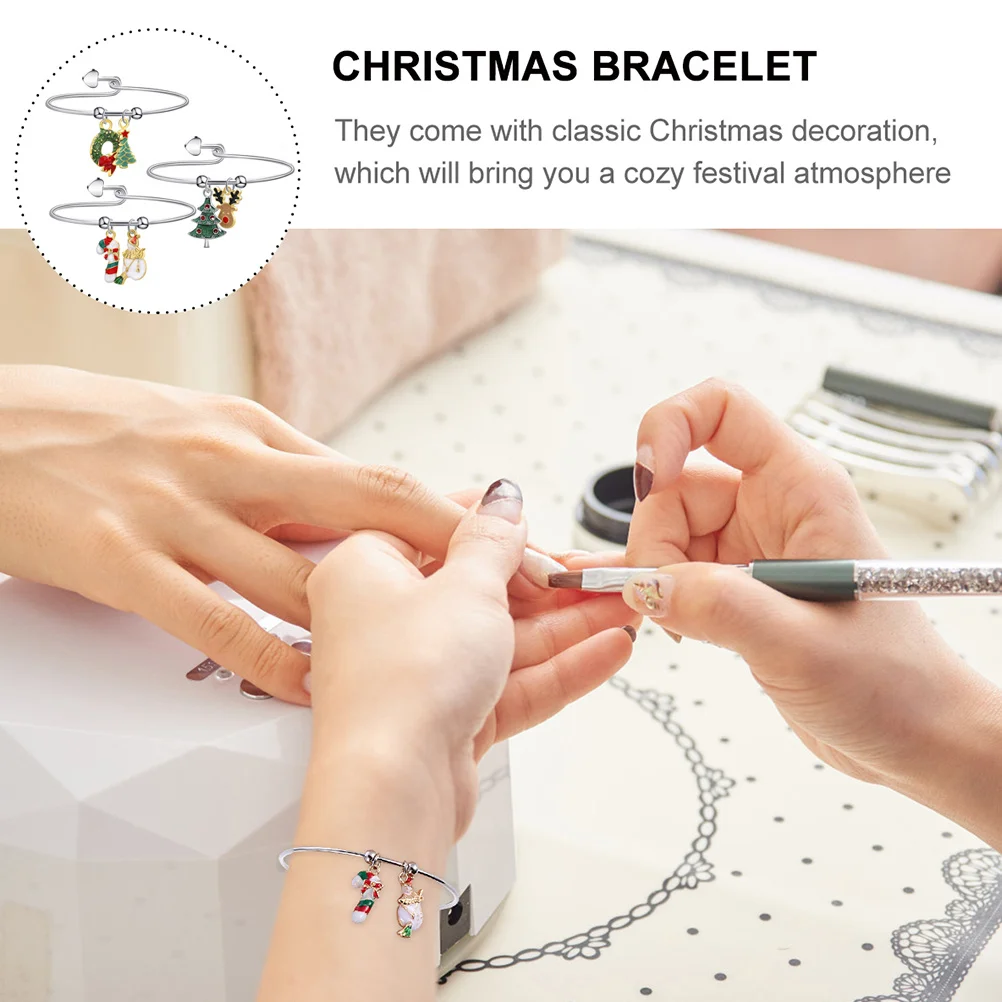 

3Pcs Christmas Tree Boot Bracelets Strong Durability Not Easy to Deform Fashionable Wrist Chains Perfect for All Occasions