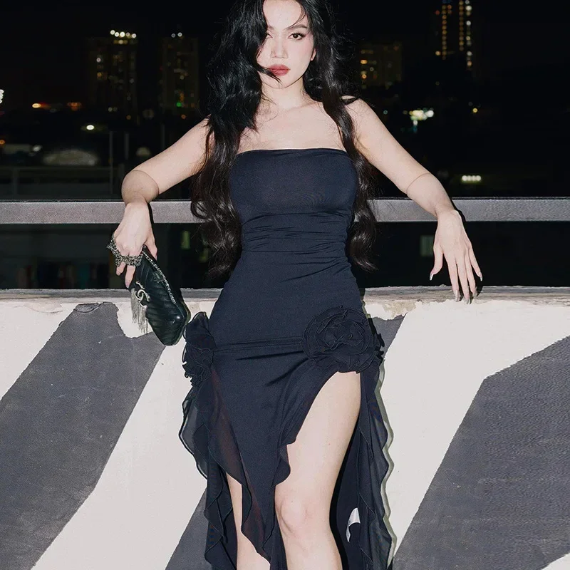 เดรสทรงเอไลน์ชายระบายแบบไม่สมมาตร ผ่าข้าง ช่วงต้นขา  ลายดอกไม้ 3 มิติ  แบบไม่มีสาย  ความยาวปานกลาง  สำหรับงานปาร์ตี้  เสื้อผ้าฤดูร้อน