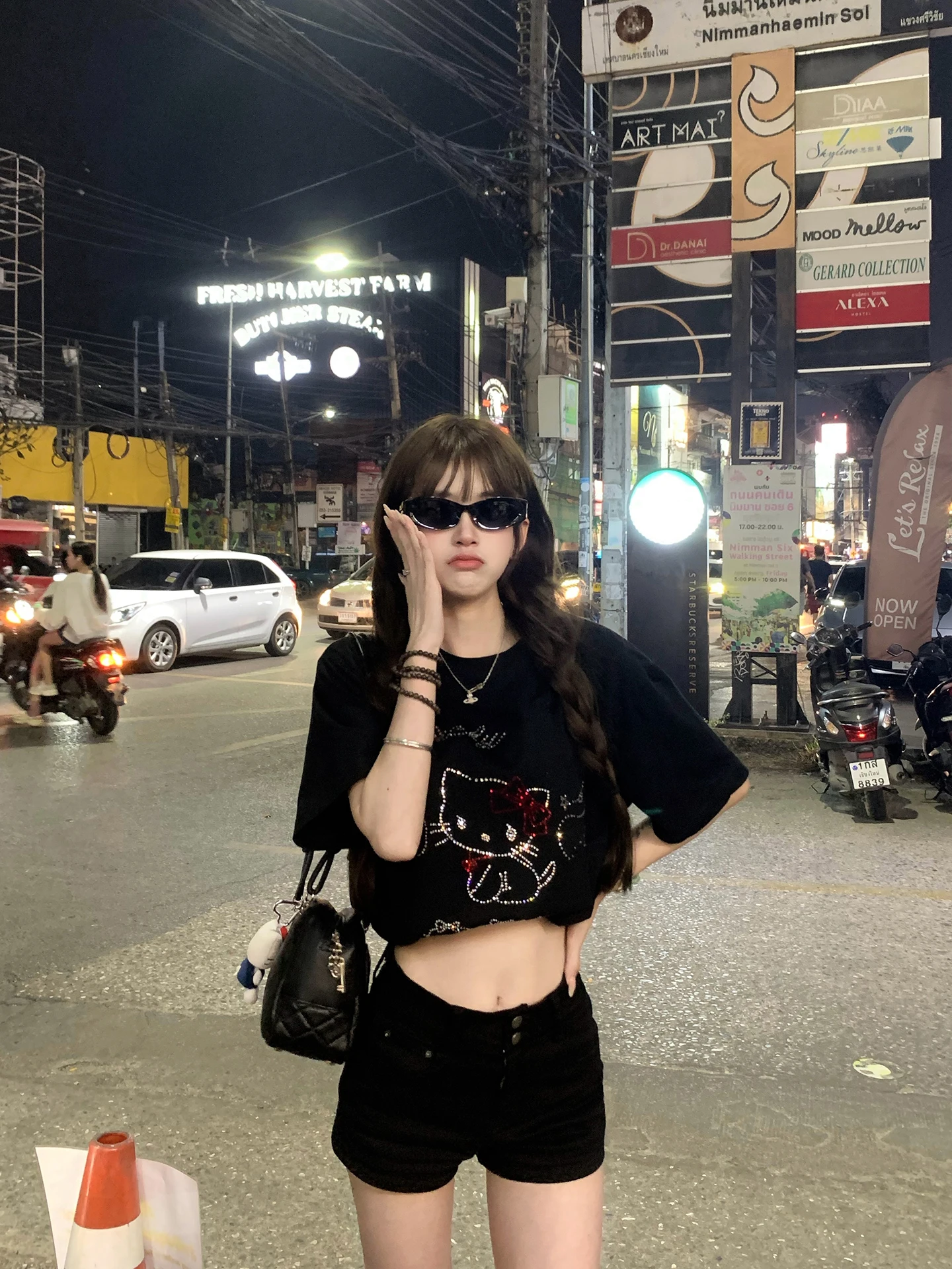 

Black High-Waist Slimming Denim Shorts for Women Cuitcuit Fashionable Versatile Hot Pants Cotton Blend Comfortable Fit