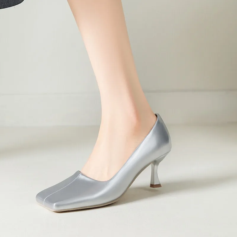 

Женские повседневные туфли на высоком каблуке 6,5 см, серебристые, золотистые элегантные черные стильные студенческие туфли, Размеры 33-43, для весны и лета