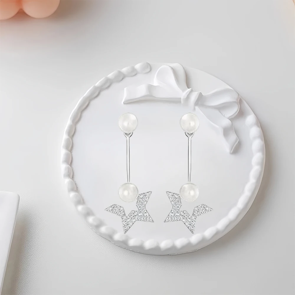

2025 Hot Selling Brand Women's Pearl Earrings Fashionable Luxury Jewelry Suitable for Gift Giving To Friends