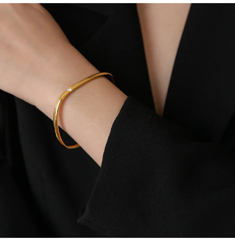 

Titanium With 18K AAA Zircon Bangle Women Stainless Steel Jewelry Chic Gown Party T Show Sweet Boho OL Simply INS Japan Korean
