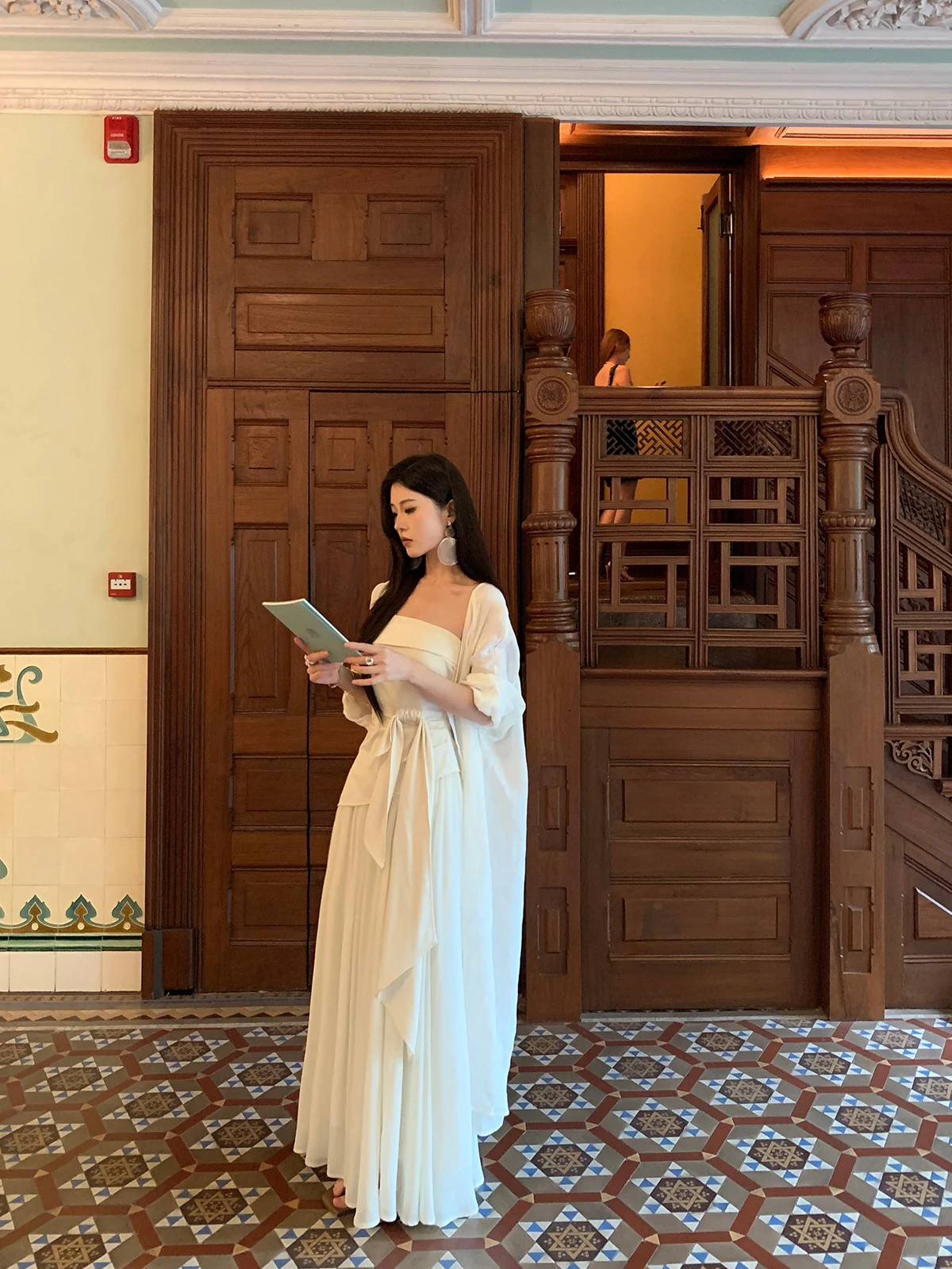 Vestido Casual de Satén con Hombros Descubiertos y Cintura Ajustada para Mujer, Modelo Iceollopy Summer Ele