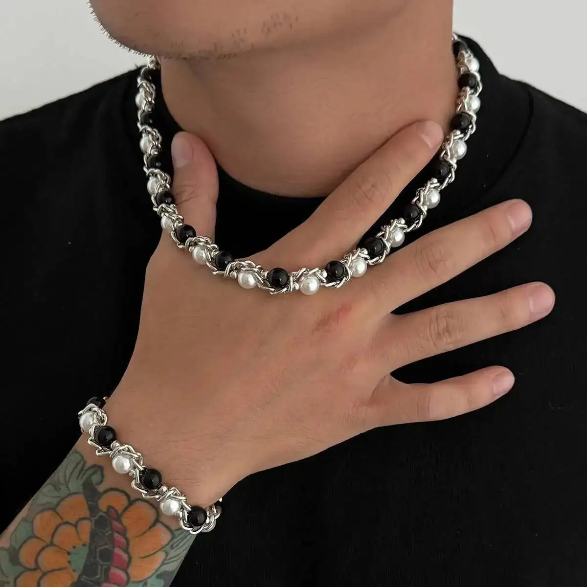 

SHIXIN Retro Acrylic Beaded Choker Necklace Bracelet Jewelry Set For Men Fashion Imitation Pearl Clavicle Chain Neck Accessories