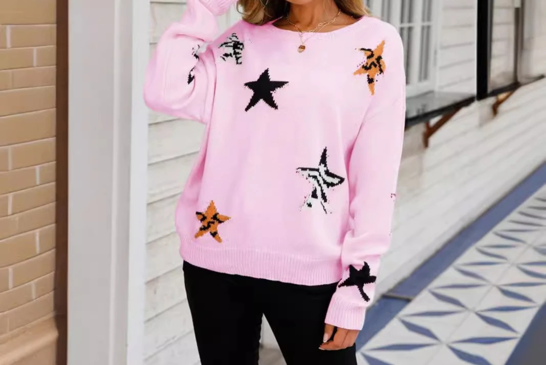 

2025 Round Neck Star Long Sleeved Women's Knitted Sweater Pullover Sweater