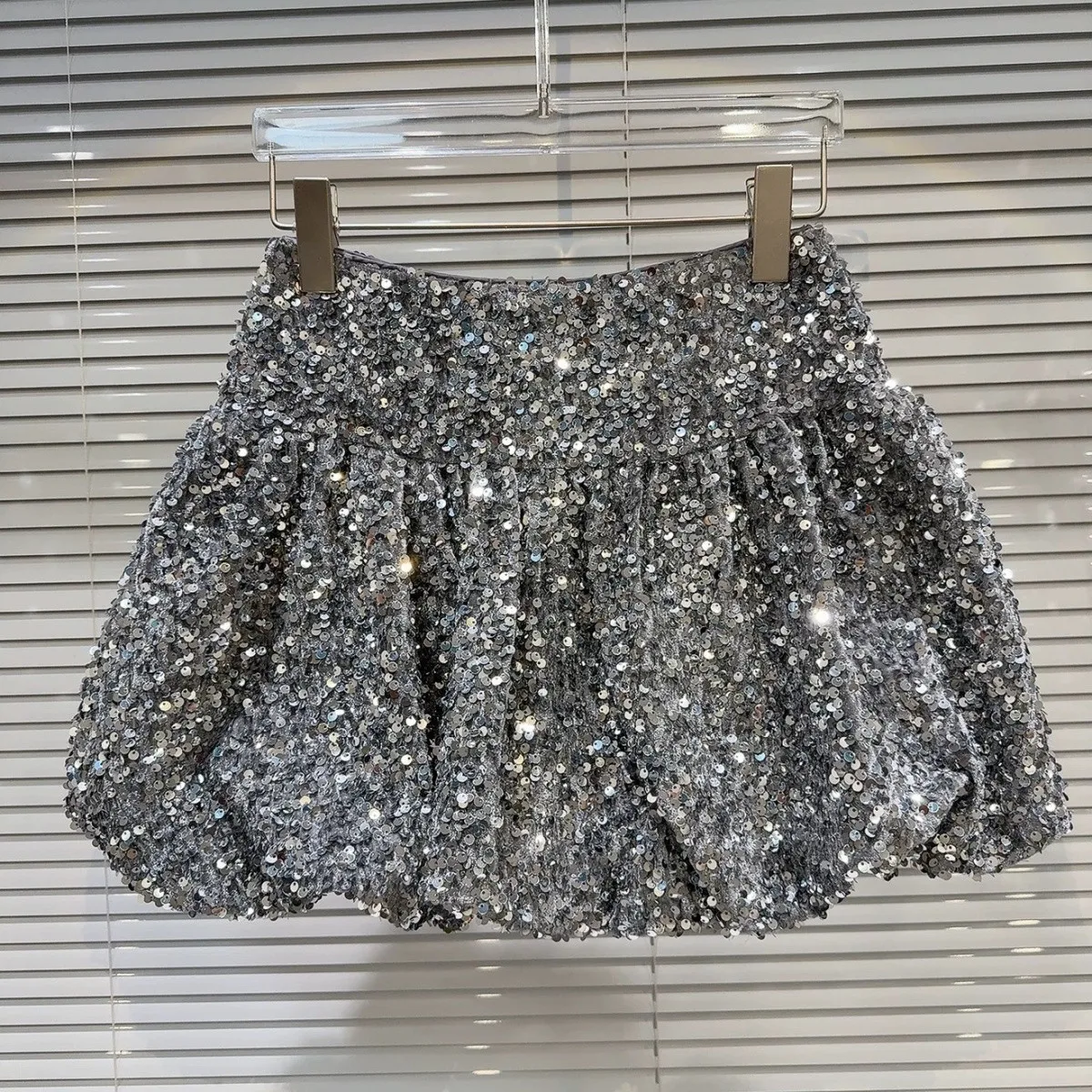 

Girls' Short Skirt 2026 Spring/Summer New Children's Shining Elastic Waist Short Skirt Half Skirt