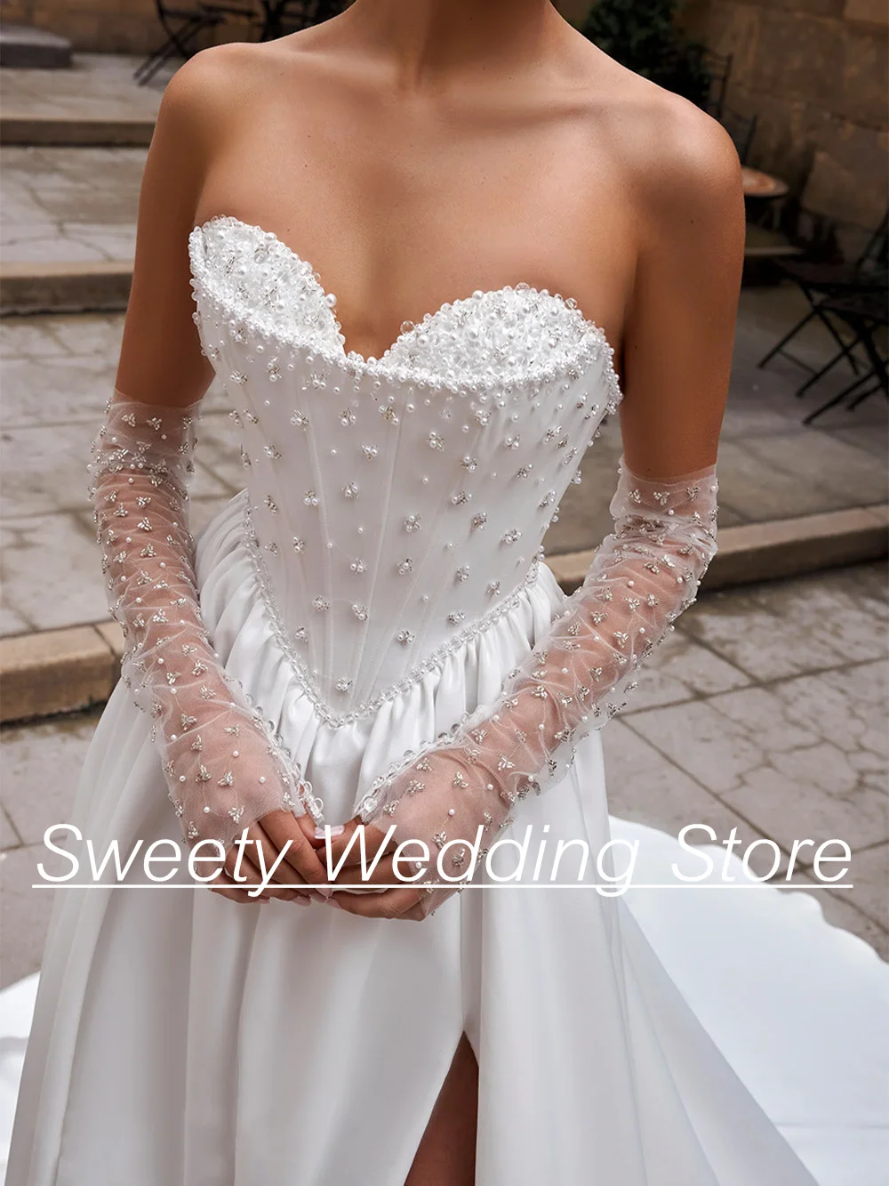 Luxury Corset Wedding Dress Customized Sweetheart Detachable Long Sleeve Beading Pearls High Slit Court Train Satin Bridal Gown