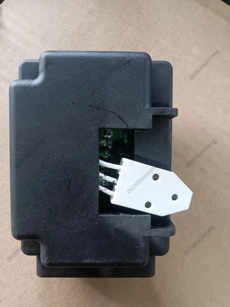 modulo-di-azionamento-compressore-a-frequenza-variabile-per-frigorifero-dc12-24v-13216ad-amv20jz}-13216yd
