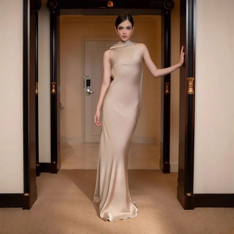 2025 صيف جديد مزاجه الساتان مساء فستان المرأة الفرنسية مثير معلقة الرقبة عارية الذراعين فستان طويل فستان فريق Pai #4
