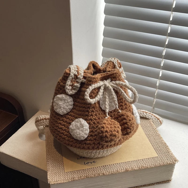 

Модные тканевые лоскутные сумки через плечо в форме гриба, распродажа 2025, брендовая милая сумка на плечо, зимние милые изысканные женские сумки