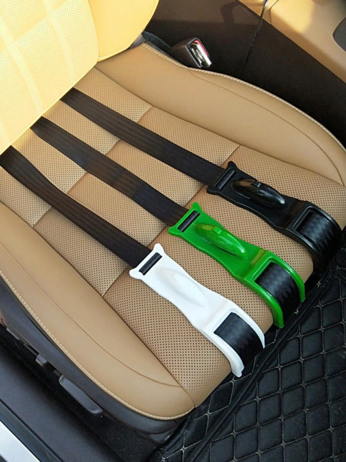 أداة ضبط حزام مقعد الحمل - موسع حزام مقعد السيارة العالمي للحوامل مع وظيفة تخفيف ضغط البطن وتوزيع الوزن