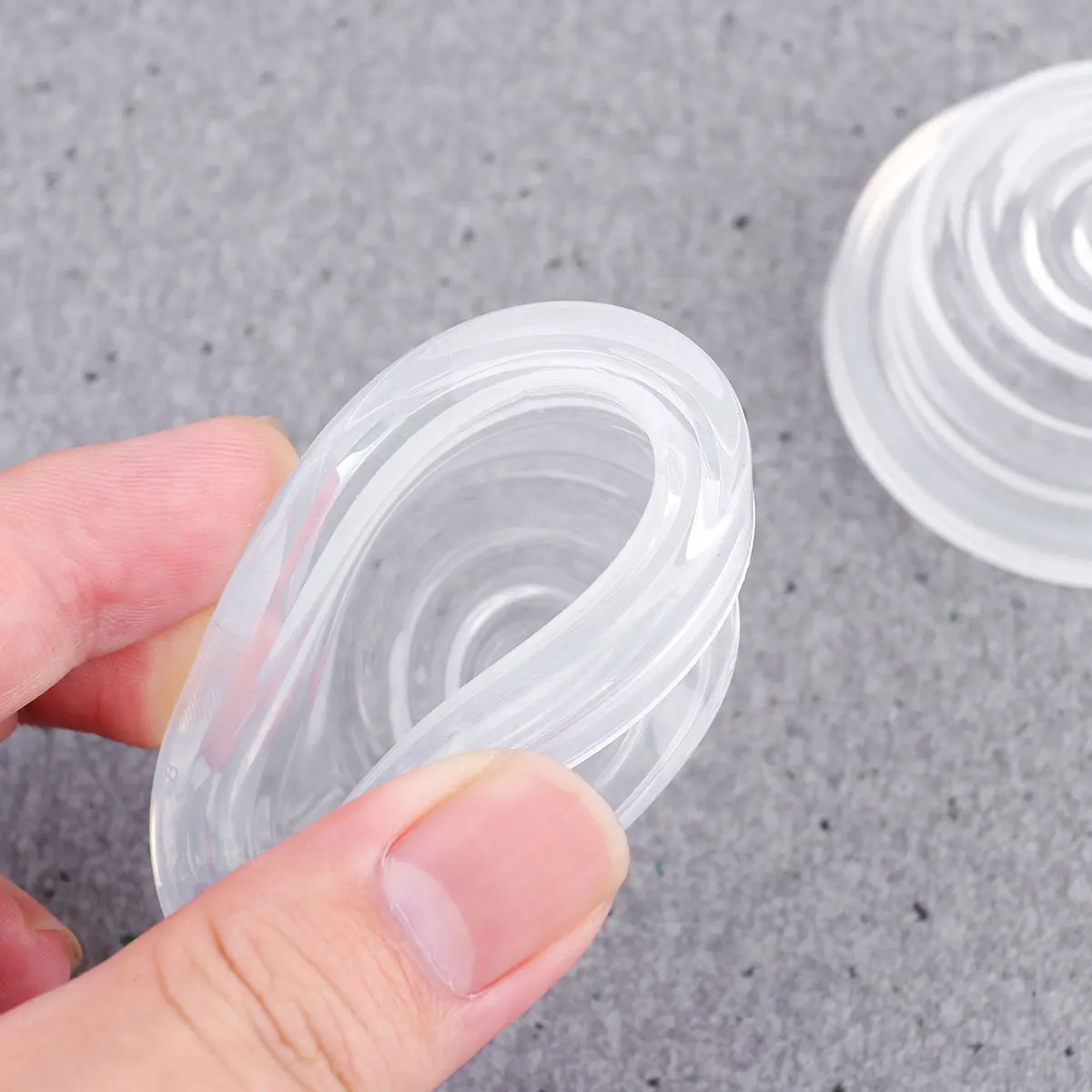 

4pcs Transparent Silicone Milk Suction Small Milk Pump For Breastfeeding Mothers Home Use