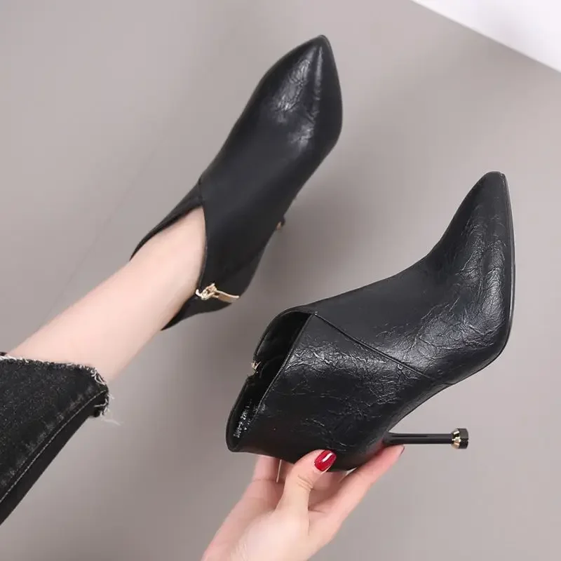 Fashion 2024 Ankle Boots for Women Very High Heels Heeled Autumn Woman Short Shoes Winter Hot On Promotion Pu Sale Y2k Booties