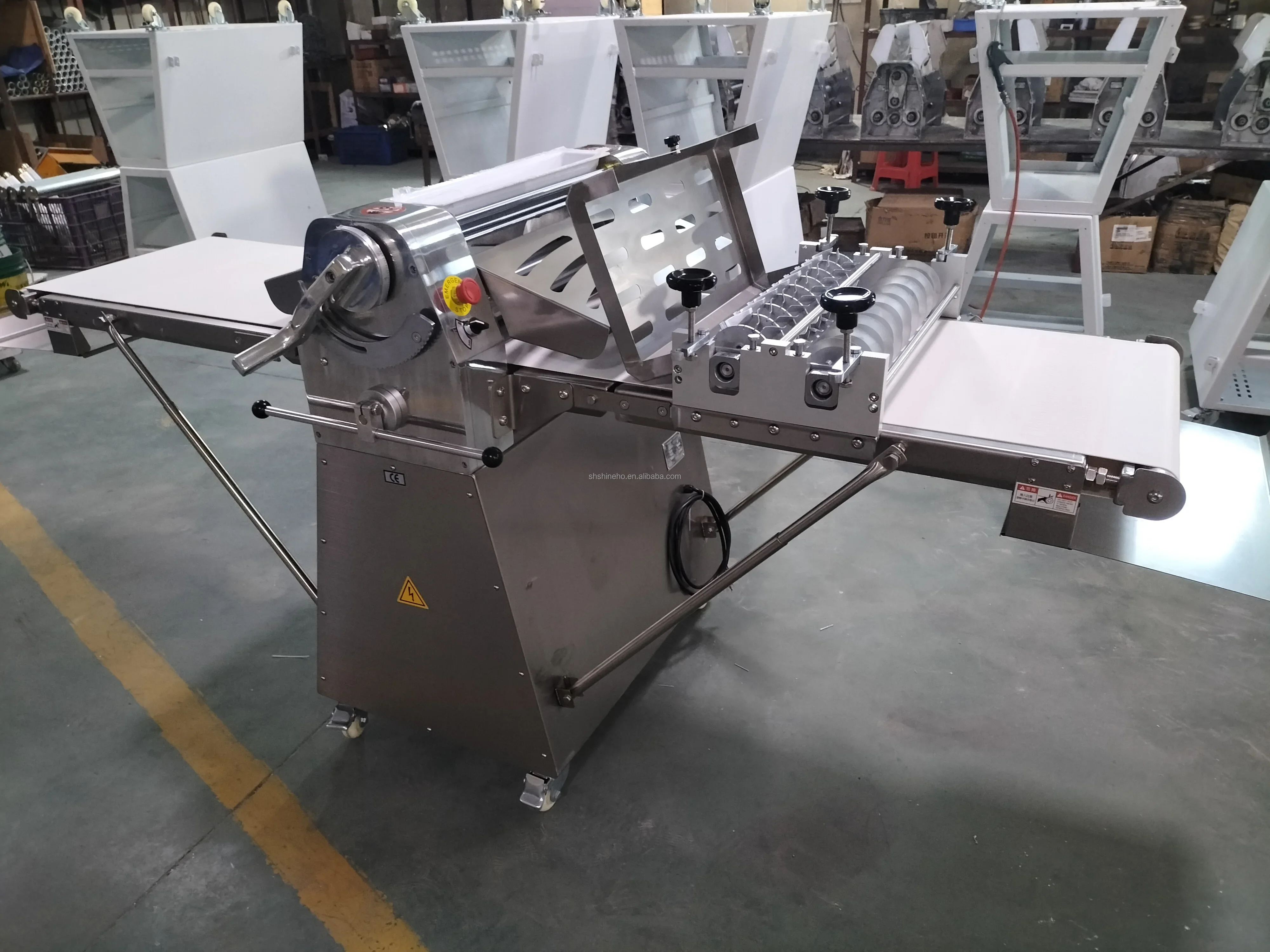 Shineho  Factory Direct Sale vinyl record press machine 520 Stainless Steel Dough Sheeter with cutter