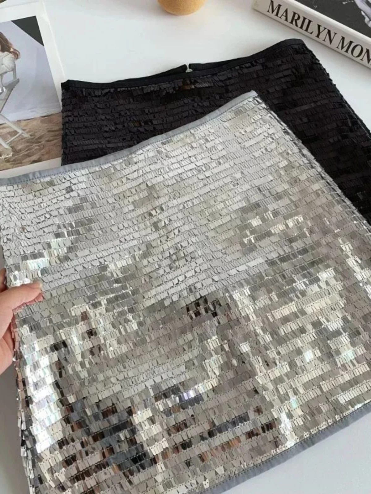 Gonna longuette Aline ort dimagrante a vita alta avvolta sui fianchi ini Street Sle Gonna longuette da donna nella collezione estiva degli anni '20