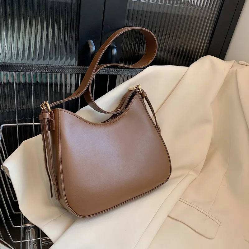 

Cross-border Foreign Trade Textured Bucket Women's Bag Crossbody Underarm Shoulder Bag Fashionable and Simple Portable Tote Bag