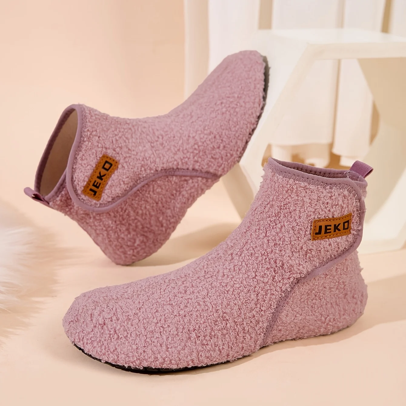 شباشب فيلكرو نسائية شتوية جديدة - جوارب طويلة من الصوف الدافئ غير قابلة للانزلاق للأرضيات الداخلية