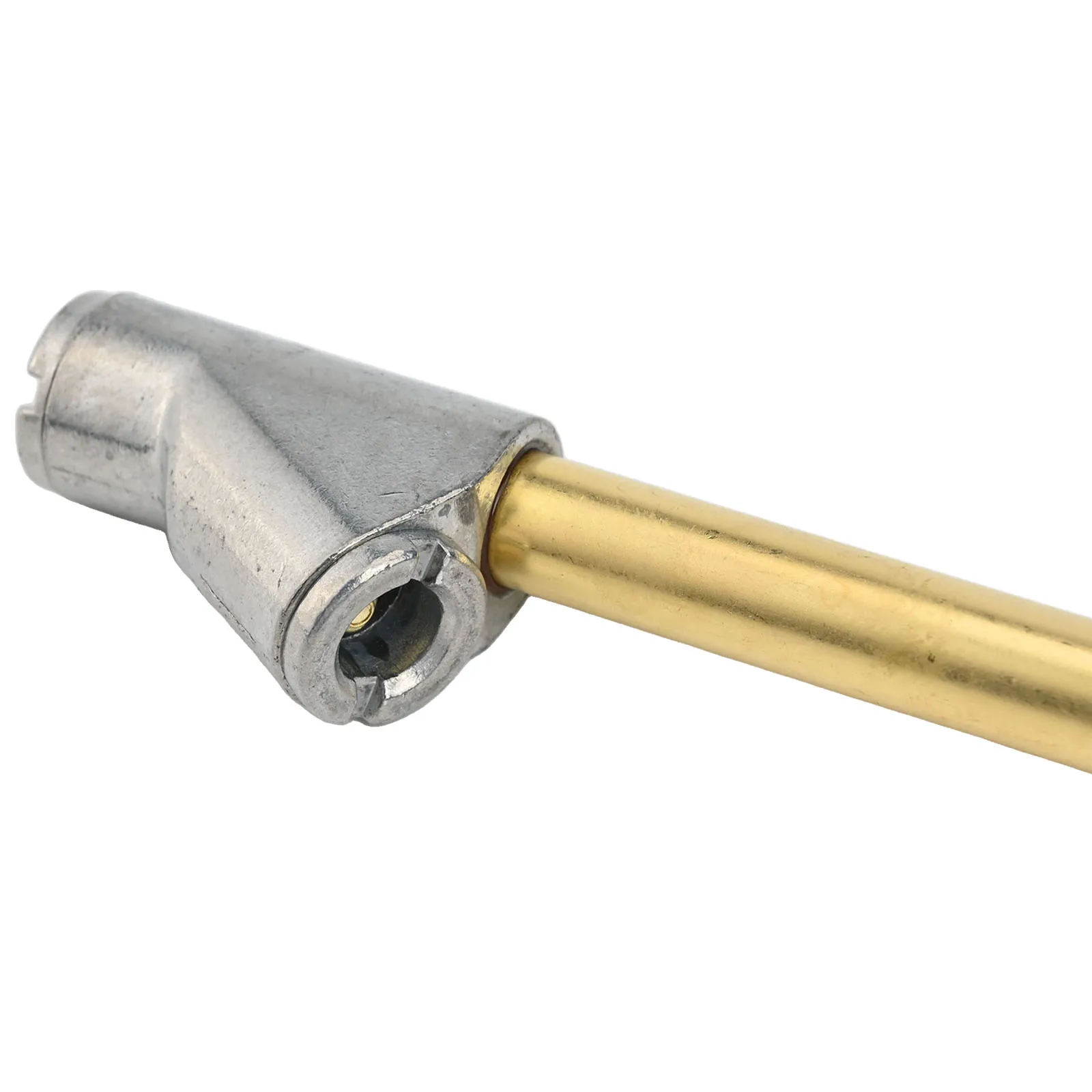 

6,7 х 4 х 2 дюйма Накачиватель шин с двойной головкой Патрон для шин с двойной головкой 1 4 дюйма Размер резьбы Удобное управление без помощи рук