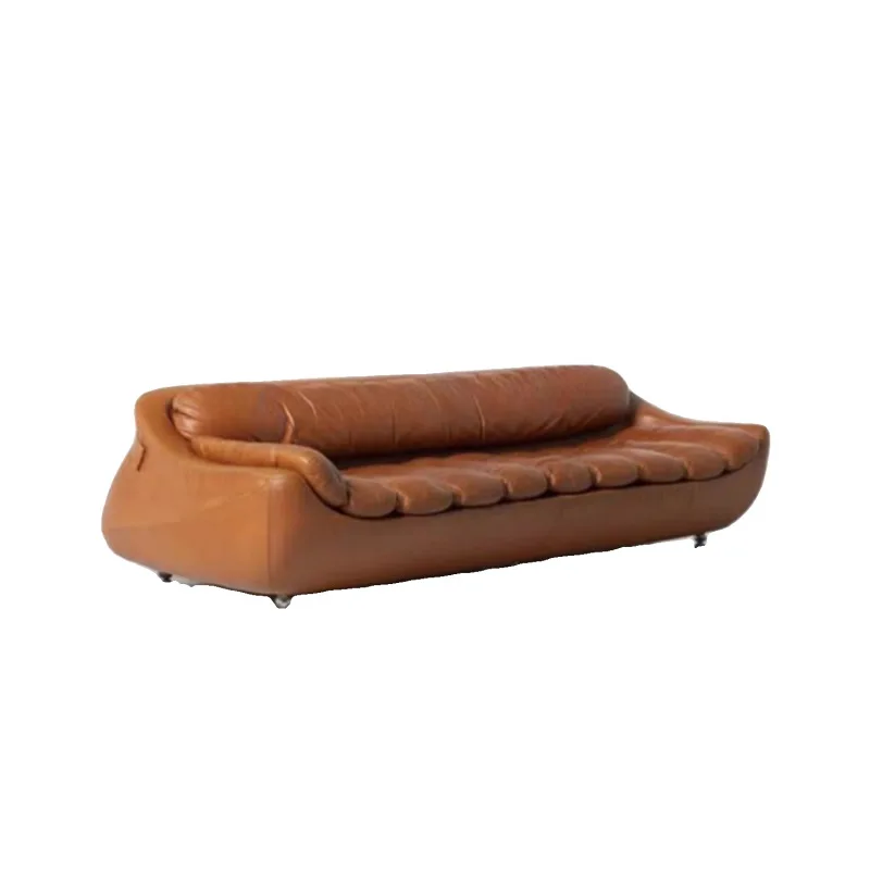 

Диван-мешок из вощеной кожи под старину, необычной формы