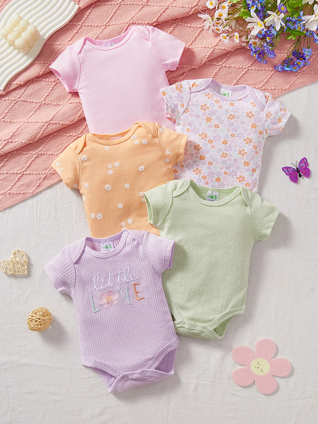 5-piece set of short-sleeved summer rompers for baby girls, featuring a casual and comfortable letter pattern, suitable for newborns aged 0-9 months, ideal for outdoor wear