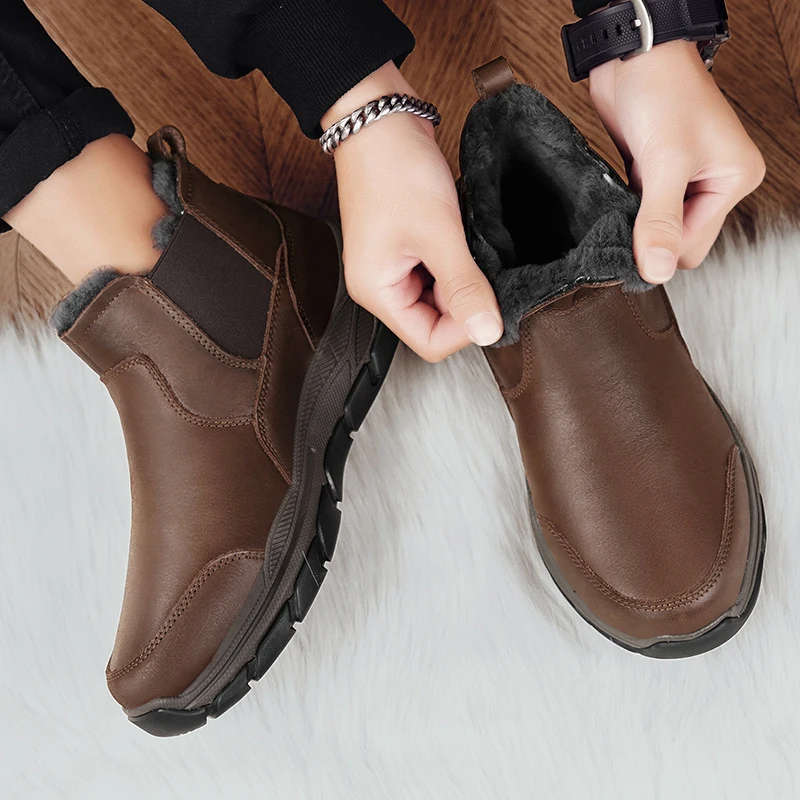 

Men's Large-sized Round-toe Leather Solid Color Warm High-top Casual Cotton Shoes with Added Fleece for Autumn and Winter