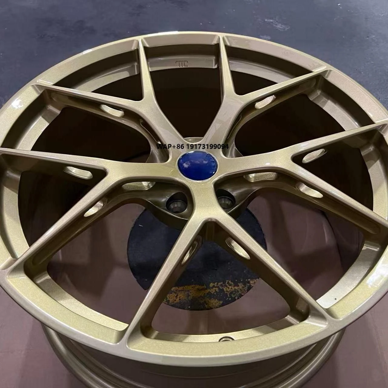 

Impact Resistant Forged Concave Aluminum Alloy 15-32 Inch Passenger Car Fitment Wheel Hub