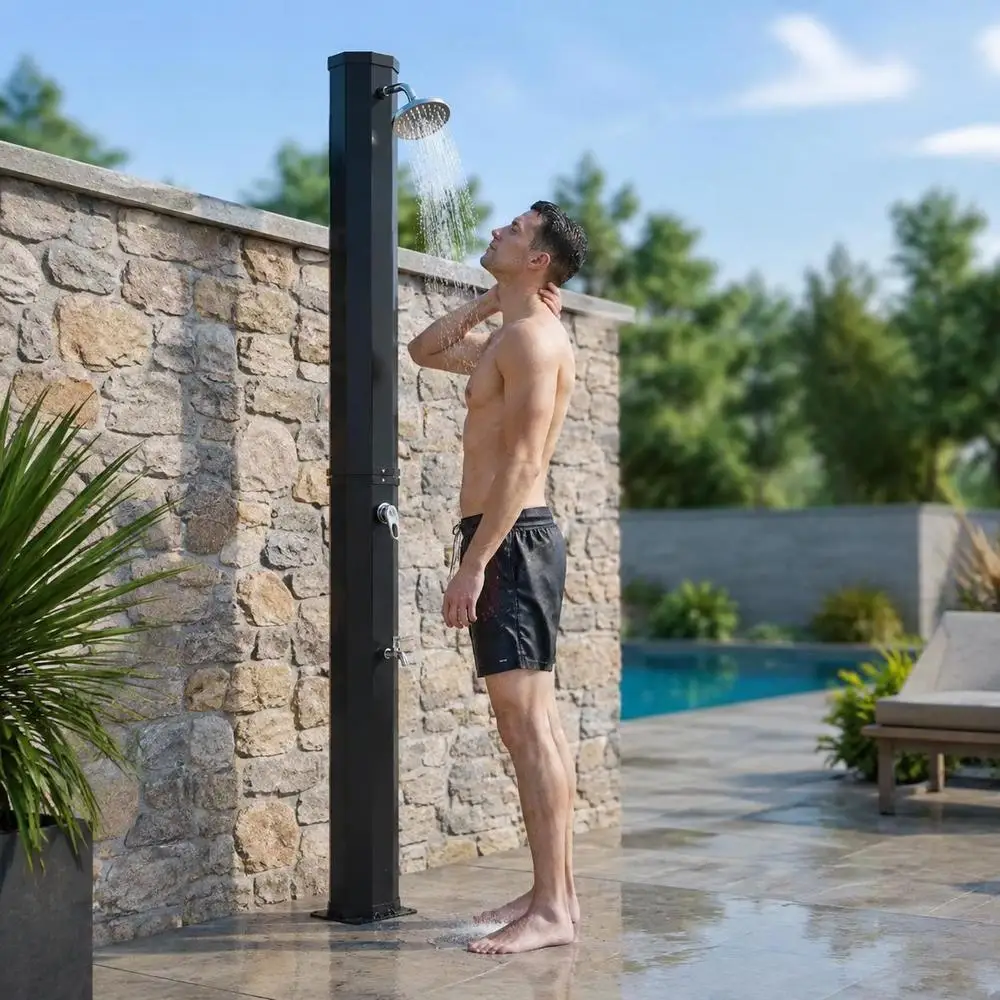 Kit de douche solaire d'extérieur avec pomme de douche et robinet, station de lavage portable noire pour camping et jardin, pour utilisation dans la cour arrière