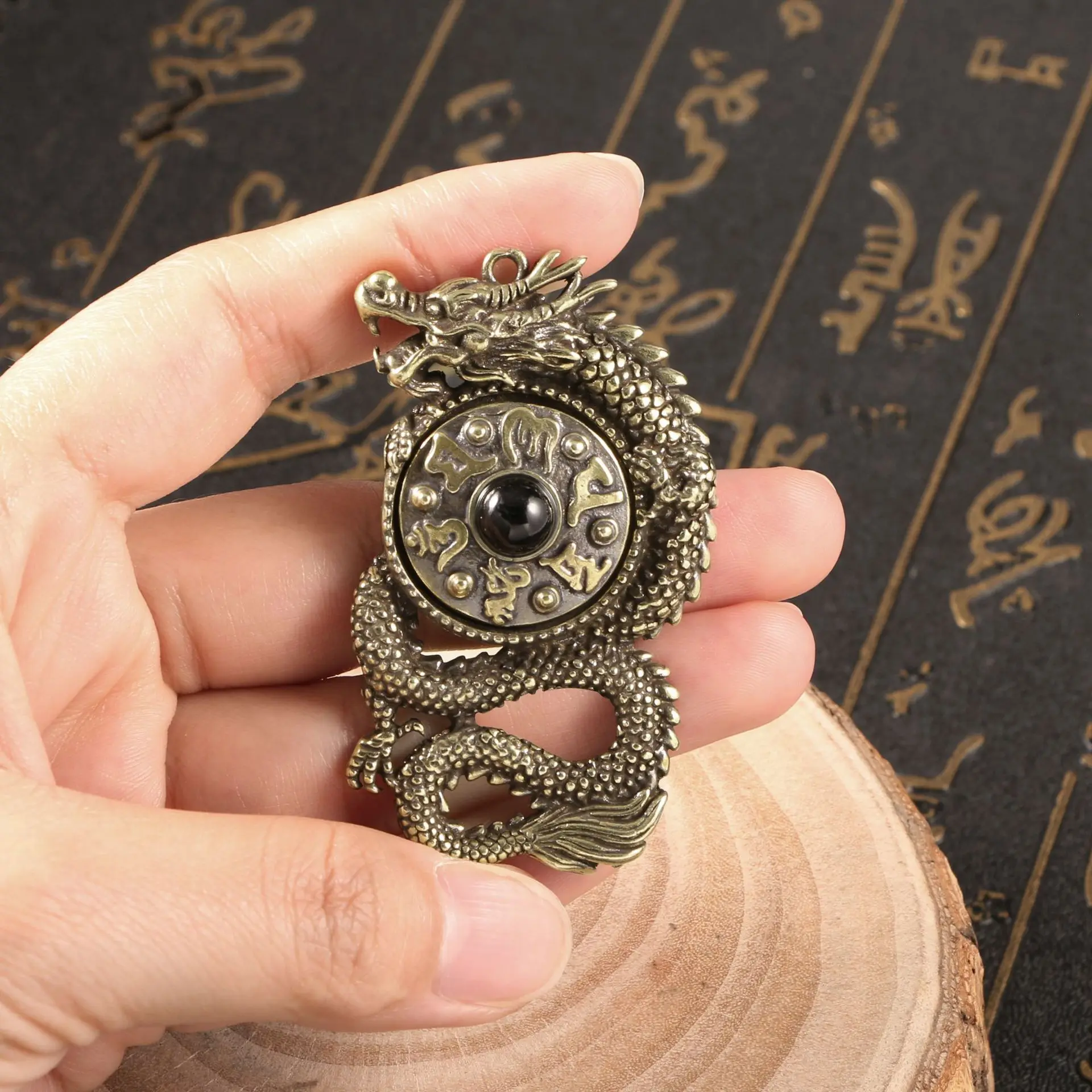 Vintage Brass Rotating Dragon Compass Figurines Ancient Chinese Bring Luck Ornaments Fenghshui Desk Decoration