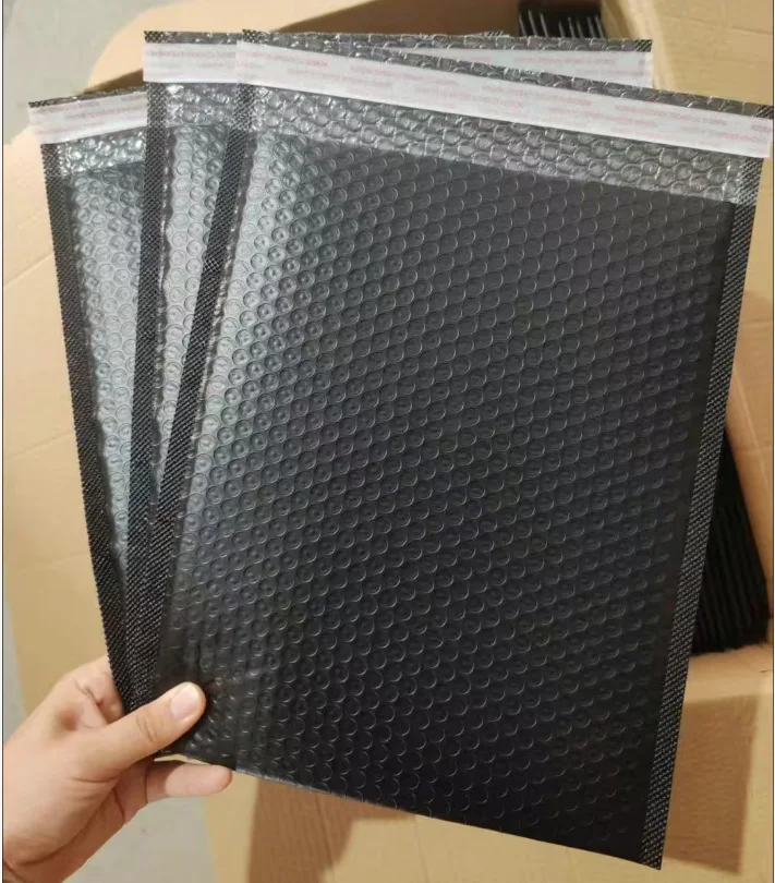 

50 шт. фиолетовые почтовые конверты с пузырьками, черные упаковочные пакеты для бизнеса, 25X30 см, полиэтиленовый почтовый конверт, оптовая продажа, доставка, упаковка на заказ