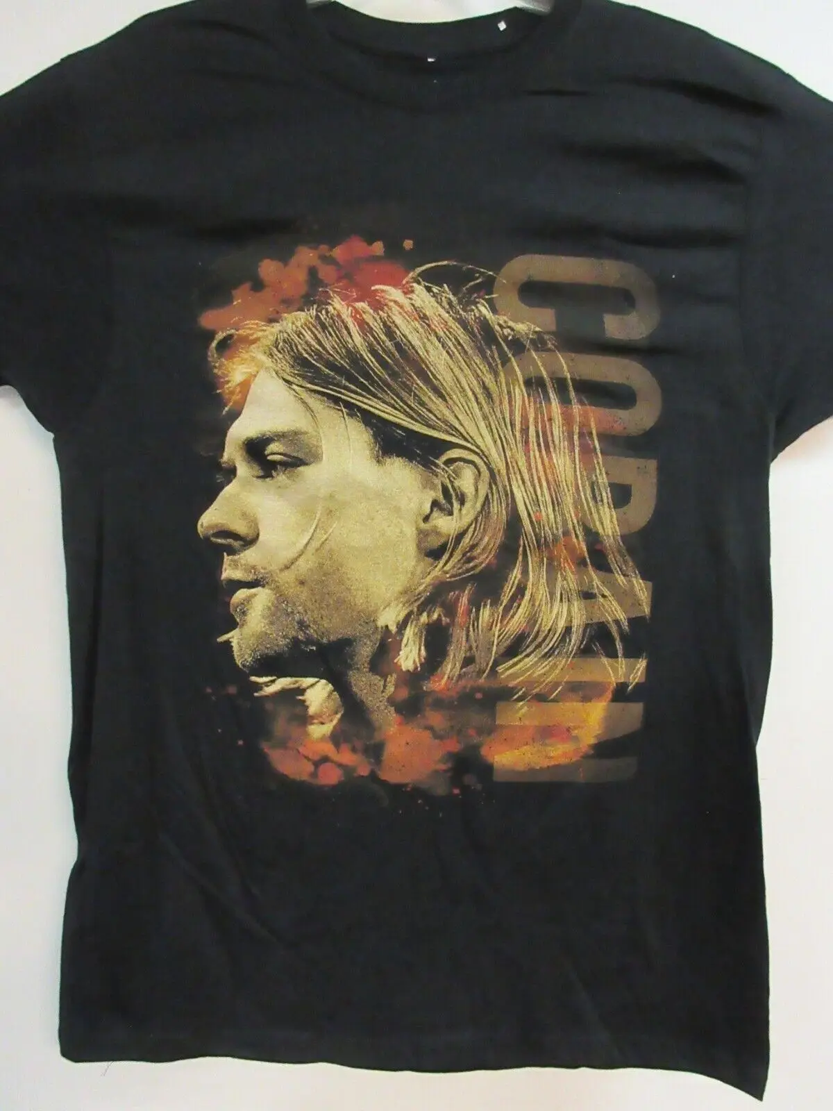 KURT COBAIN OFFICIAL MERCH SIDE VIEW 2023 BAND CONCERT MUSIC T-SHIRT LARGE