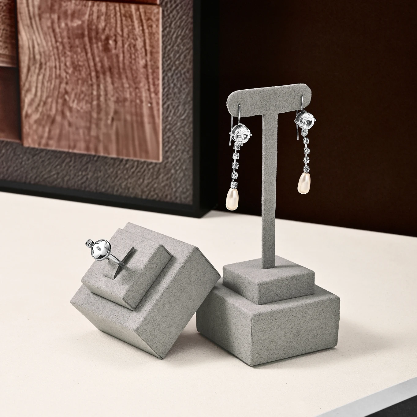 Ciyye T-bar Espositore per gio - Body Jewelry Holder recensione e prezzo