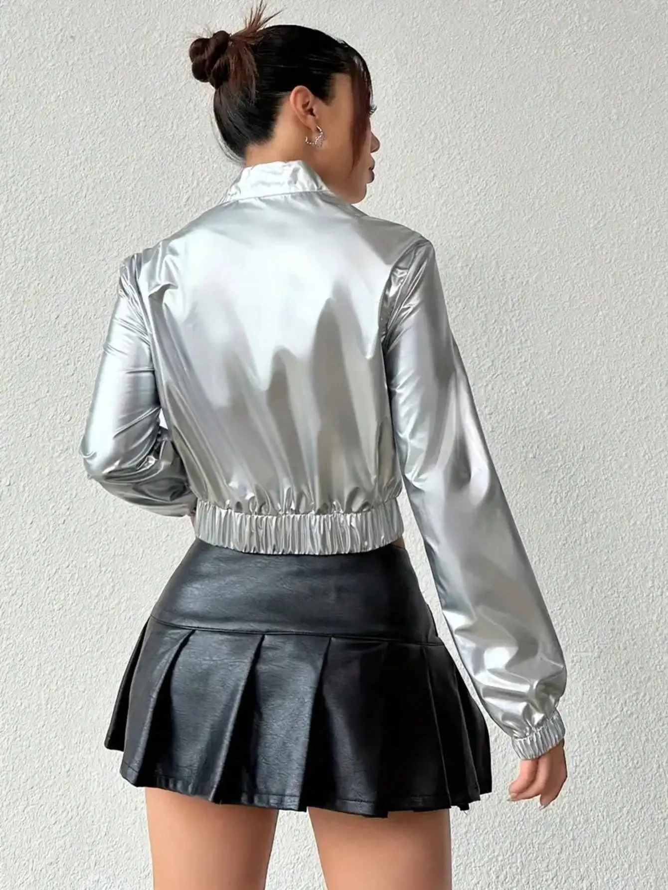 2026 Women's Spring and Autumn Edition Pilot Jacket Shiny Short Clip Kra Chain Motorcycle Style Stand up Collar Long Sleeve Coat