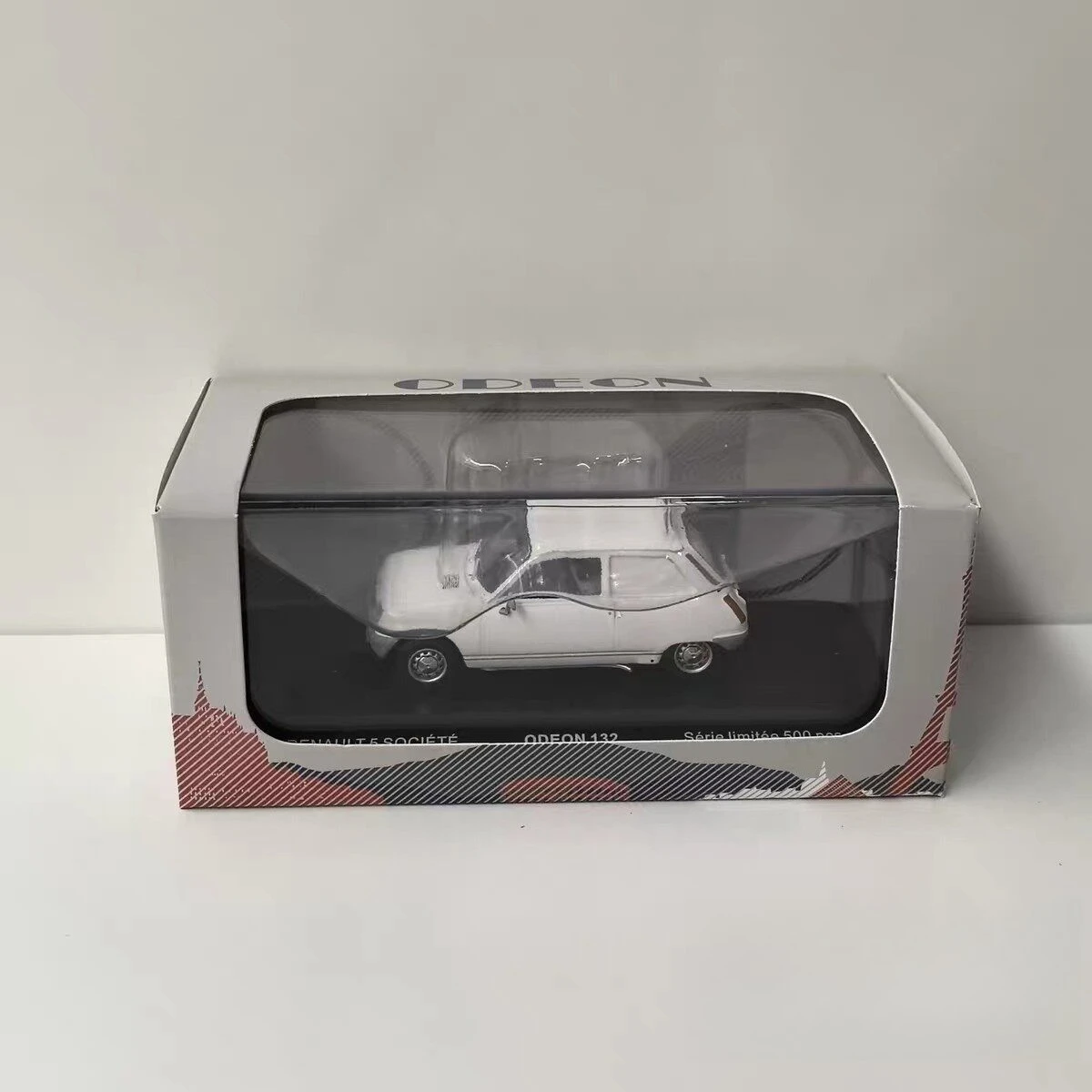 There Are Some Adhesive Marks on The Wiper Blade Box Cracking ODEON Diecast 1/43 Scale RENAULT 5 SOCIETE 25 Alloy Car Model