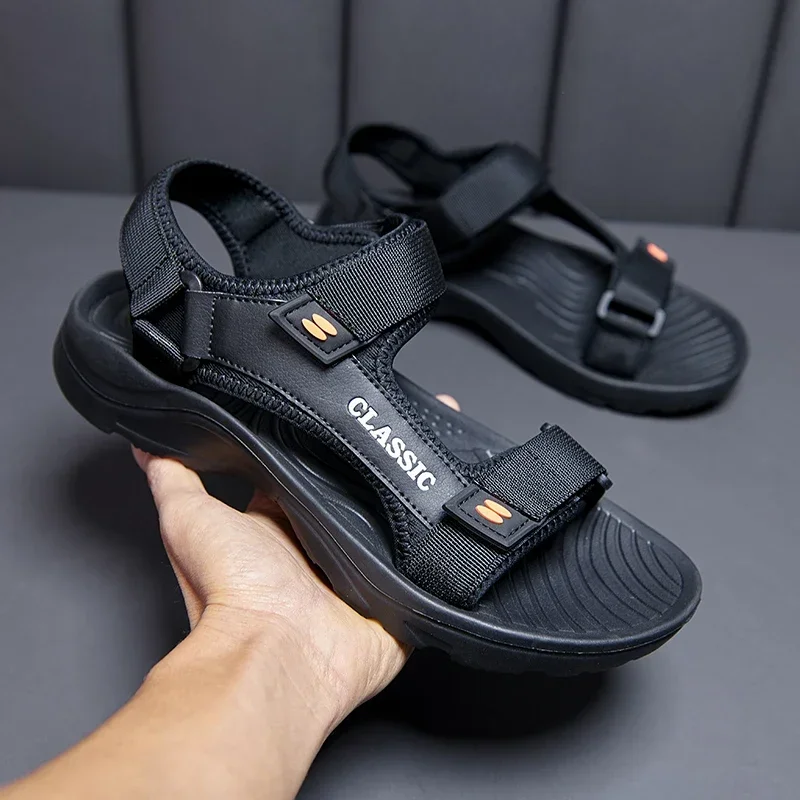 2025 New Men Sandals Summer Leisure Beach Holiday Sandals Men Shoes Outdoor Sneakers Male Retro Comfortable Casual Sandals Men