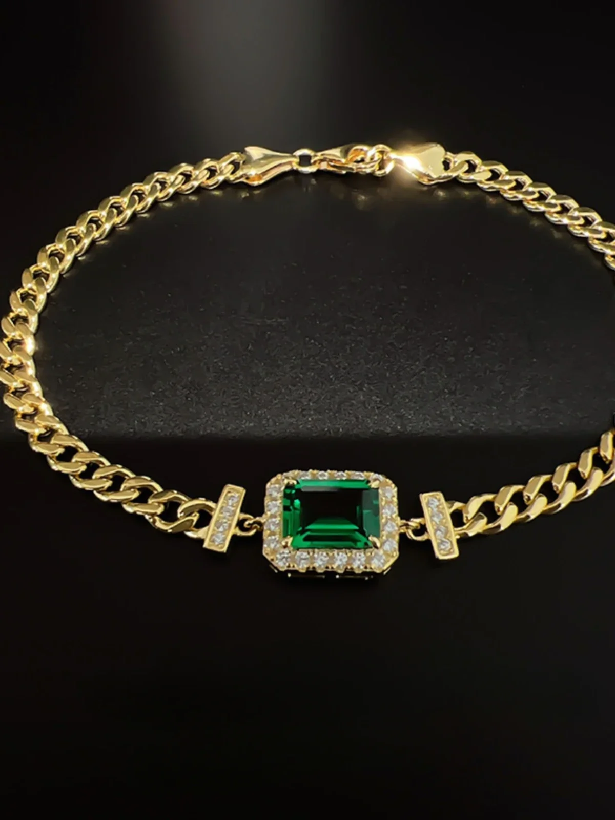 2 carat fashionable green Cuban bracelet s925 sterling silver summer new ins niche design gold-plated wedding jewelry image 2