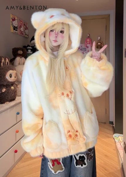 เสื้อแจ็คเก็ตมีฮู้ดปักลายแมวน้อยน่ารัก สีเหลืองอ่อน สำหรับผู้หญิง ผ้าฟลัฟฟี่ไล่เฉดสีเทา สไตล์ลำลองหลวมๆ สำหรับฤดูใบไม้ร่วง