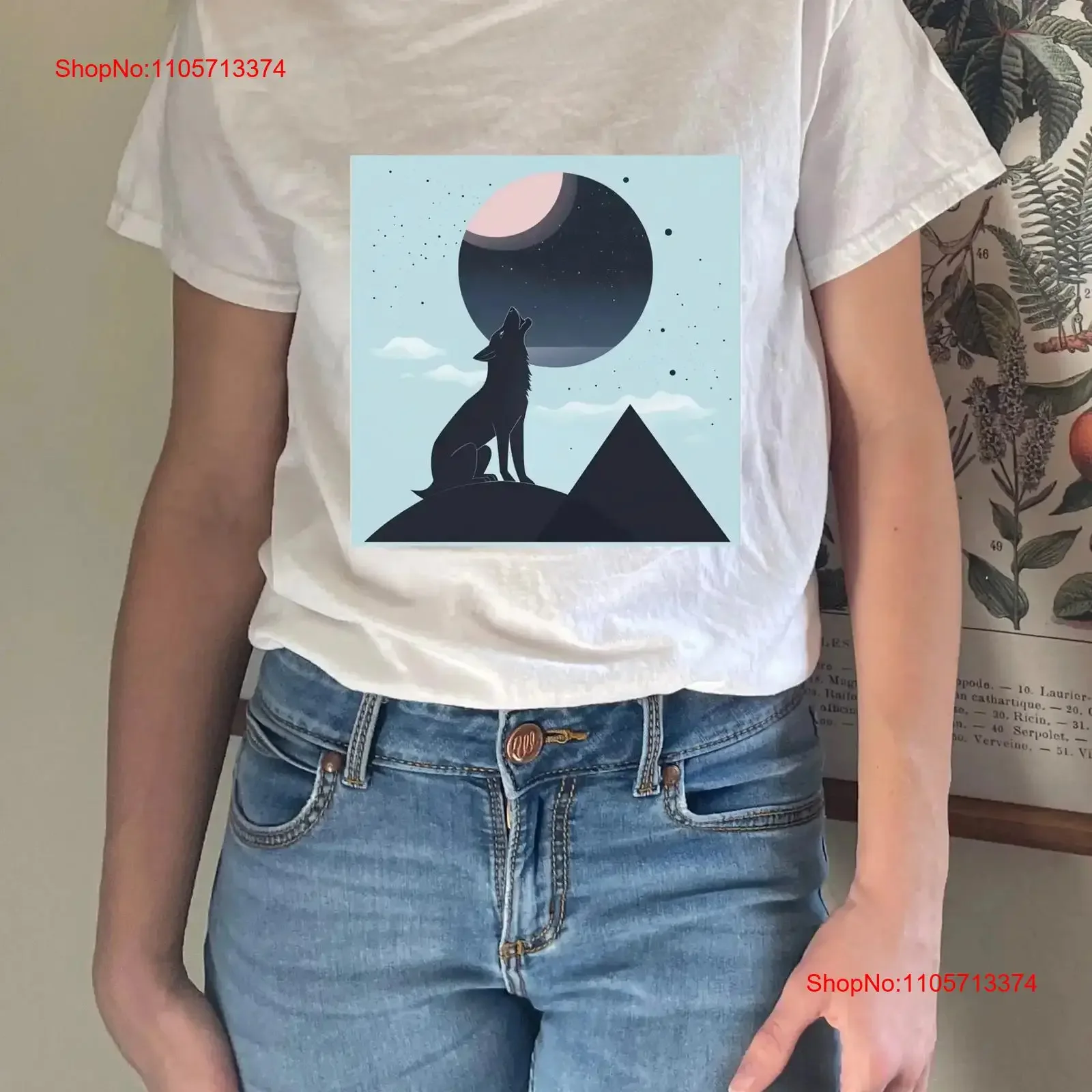 Cute Wolf Howling at the Moon T Shirt Minimalist Vector Design with Pastel Colors Geometric Mountain Scene vintage Washed